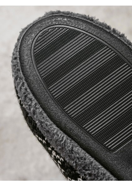 Yeni Sezon Nakış Detaylı Erkek Ev Botu indirimleri