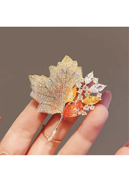 Kristal Zirkon Akçaağaç Yapraği Broş