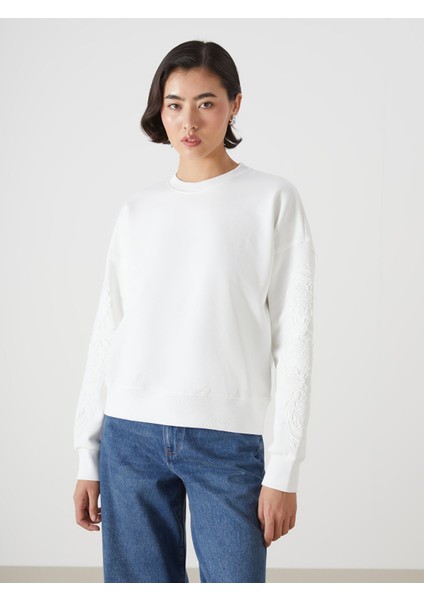 Yeni Sezon Bisiklet Yaka Nakışlı Oversize Kadın Kalın Sweatshirt