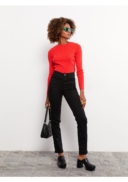 Yeni Sezon Yüksek Bel Slim Fit Düz Cep Detaylı Kadın Rodeo Jean Pantolon fiyatları