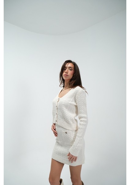 Krem Saç Örgülü Etekli Hırkalı Takım fiyatları