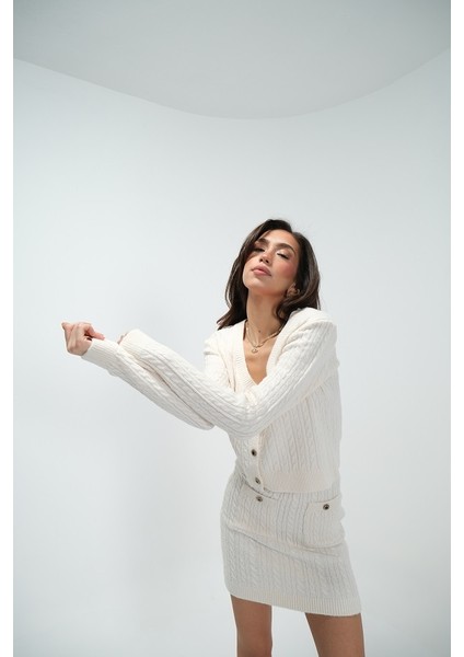 Krem Saç Örgülü Etekli Hırkalı Takım indirimleri