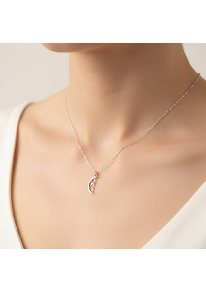 925 Ayar Gümüş Kolye Ay SM932 fiyatları