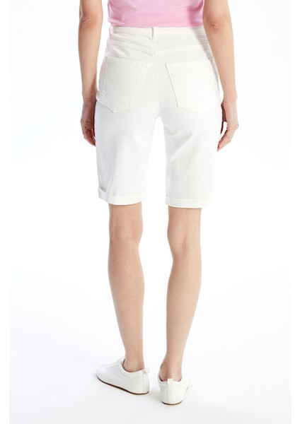 Yeni Sezon Normal Bel Bermuda Fit Kadın Jean Şort fırsatları