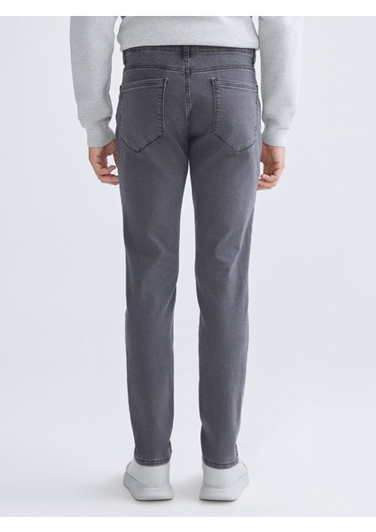 Yeni Sezon 750 Slim Fit Erkek Jean Pantolon fırsatları