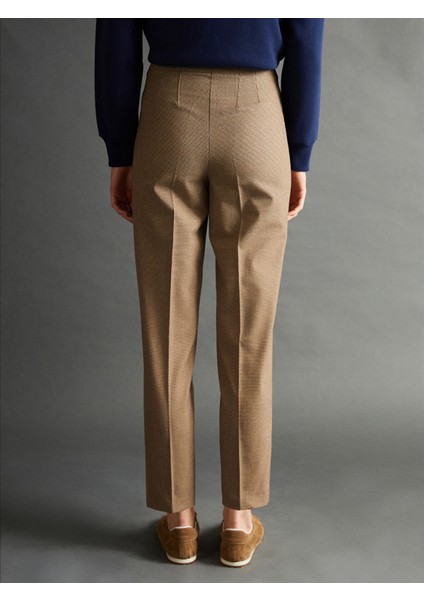 Yeni Sezon Dar Fit Kadın Pantolon fırsatları