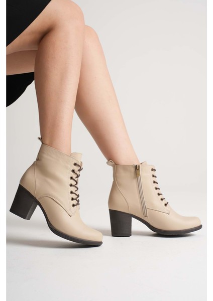 Kadın Hakiki Deri Bağcıklı Topuklu Bot - Bej