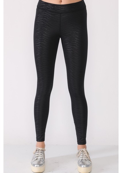 Dar Kesim Zebra Desenli Düşük Bel Siyah Tayt fırsatları