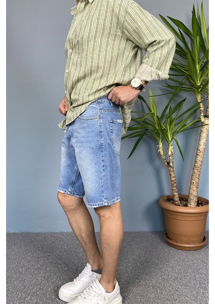 Yırtık Detaylı Kot Şort fiyatları