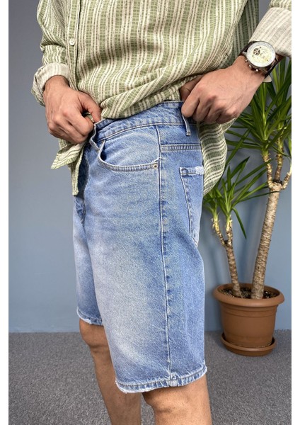 Yırtık Detaylı Kot Şort indirimleri