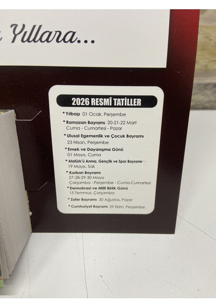 Ömür Takvim Atatürk Imzalı 4.bölge 2026 Kartonlu Yapraklı Duvar Takvimi indirimleri