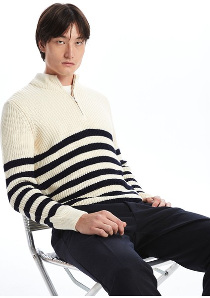 Yeni Sezon Dik Yaka Uzun Kollu Erkek Triko Kazak