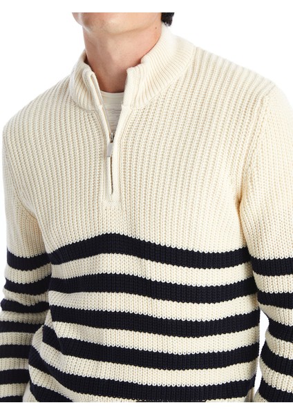 Yeni Sezon Dik Yaka Uzun Kollu Erkek Triko Kazak modelleri