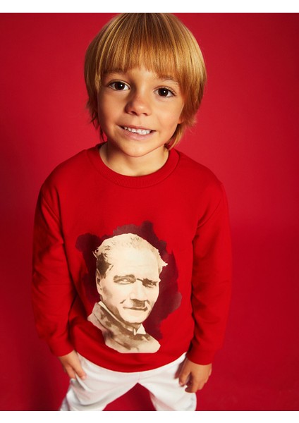 Yeni Sezon Bisiklet Yaka Atatürk Baskılı Erkek Bebek Sweatshirt