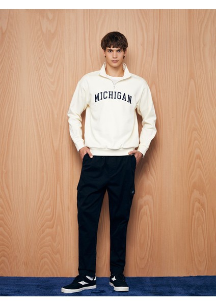 Yeni Sezon Dik Yaka Uzun Kollu Nakışlı Erkek Kalın Sweatshirt fiyatları