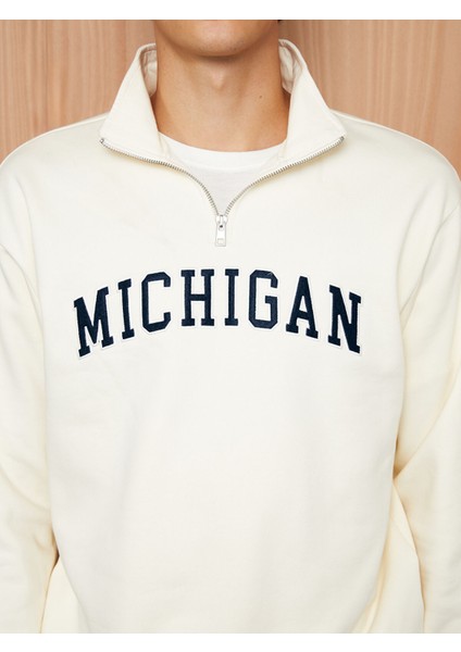 Yeni Sezon Dik Yaka Uzun Kollu Nakışlı Erkek Kalın Sweatshirt modelleri