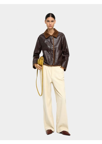 Kontrast Yakalı Deri Efektli Ceket