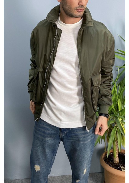 Büyük Cep Detaylı Siyah Mont fırsatları