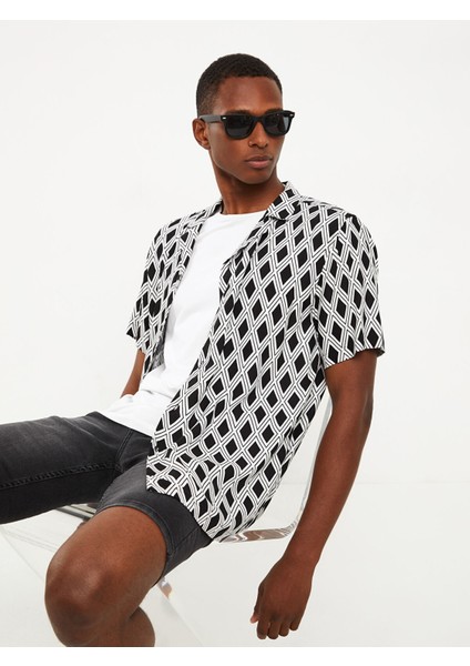 Yeni Sezon Regular Fit Kısa Kollu Desenli Viskon Erkek Gömlek