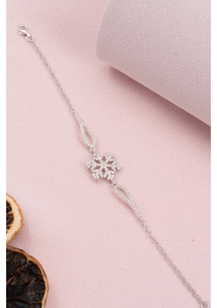 925 Ayar Gümüş Rodyumlu Zirkon Taşlı Kar Tanesi Bileklik