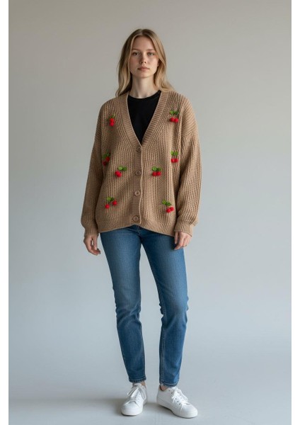 Triko Kiraz Detaylı Cotton Angora Yünlü Uzun Kollu Kazak