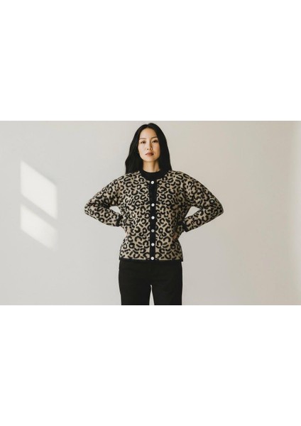 Uzun Kollu Leopar Desenli Kaliteli Yünlü Kazak fiyatları