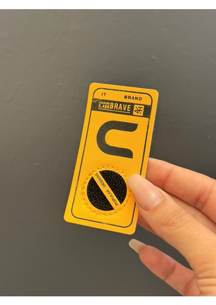 Neon Renk U Harfli Arma Dikiş Aksesuarı 8x4 cm fırsatları