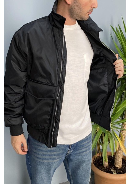 Büyük Cep Detaylı Siyah Mont