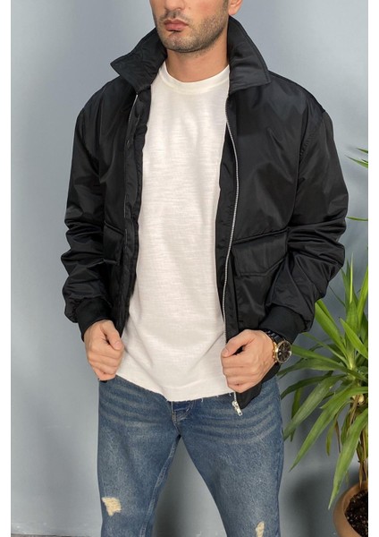 Büyük Cep Detaylı Siyah Mont fırsatları