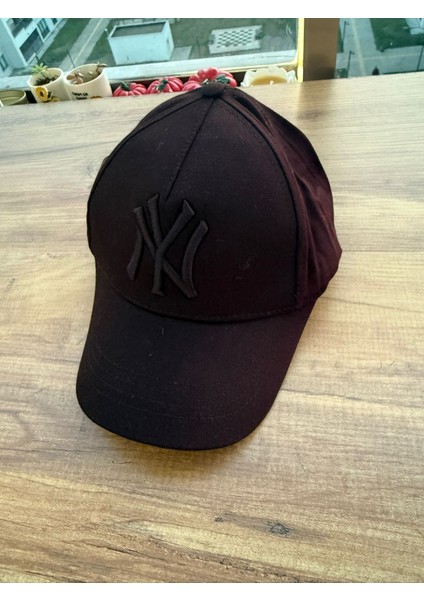 Spor Unisex Arkası Cırtlı Ayarlanabilir Ny Siyah Siyah Nakışlı Cap Şapka