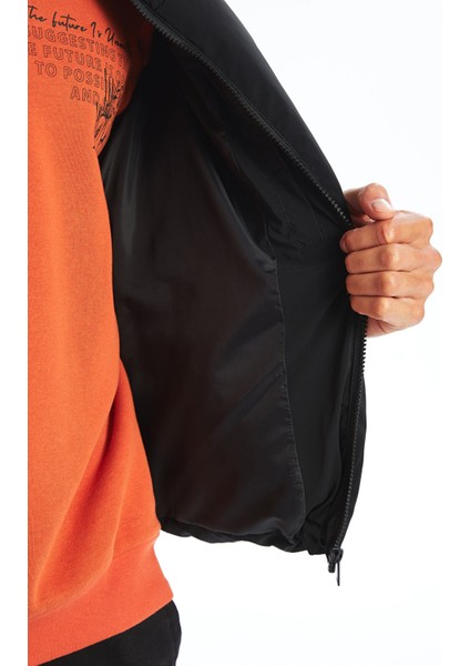 Yeni Sezon Standart Kalıp Dik Yaka Erkek Şişme Yelek fırsatları