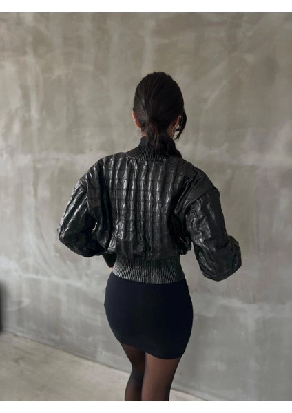 Beli Büzgülü Crop Deri Ceket Siyah fiyatları