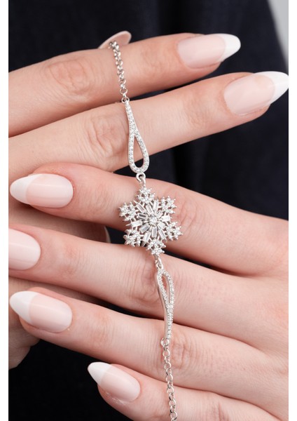 925 Ayar Gümüş Rodyumlu Zirkon Taşlı Kar Tanesi Bileklik modelleri