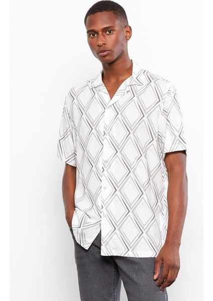 Yeni Sezon Regular Fit Kısa Kollu Desenli Erkek Gömlek