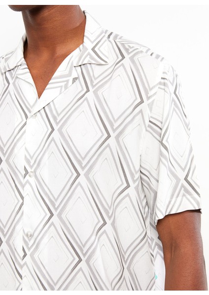 Yeni Sezon Regular Fit Kısa Kollu Desenli Erkek Gömlek modelleri