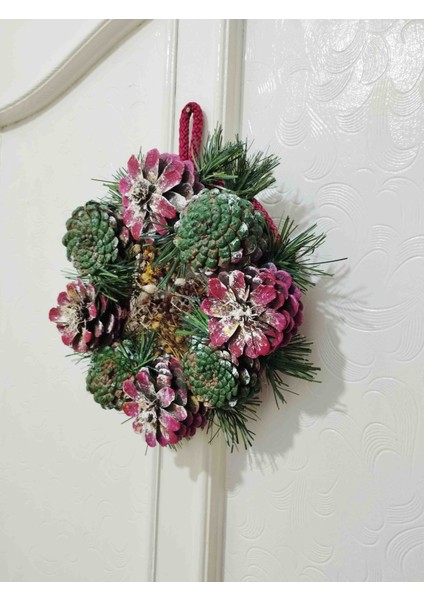 Hediyelik Yılbaşı Özel Tasarım Kozalak Garland Kapı Duvar Süsü modelleri