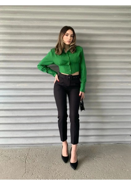 Slim Fit Havuç Paça Kemerli Kadın Pantolon – Zamansız Şıklık, Maksimum Konfor, Modern Siluet fiyatları