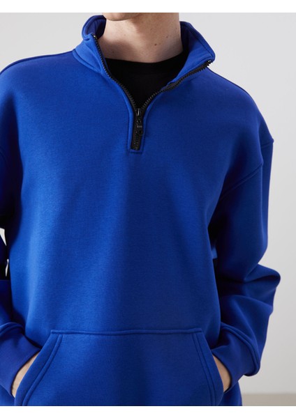 Yeni Sezon Dik Yaka Erkek Sweatshirt modelleri