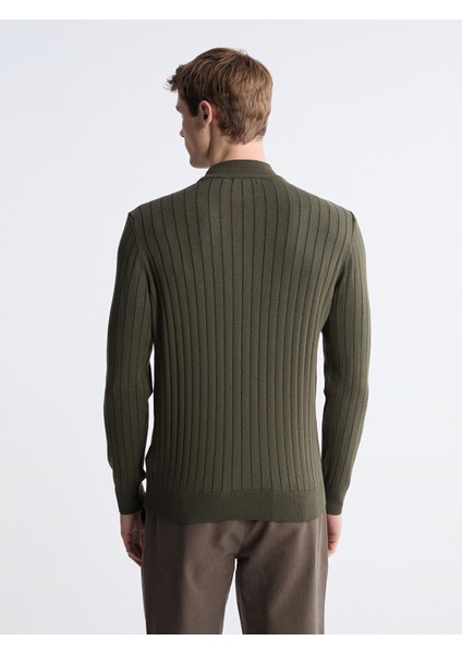 Yeni Sezon Yarım Balıkçı Yaka Erkek Triko Kazak fırsatları