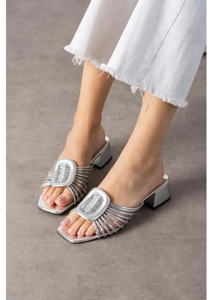 Nrtmsa Anca Gümüş Rugan Topuklu Terlik (Numara: 36)