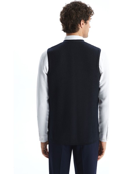 Yeni Sezon Standart Kalıp V Yaka Erkek Triko Yelek fırsatları