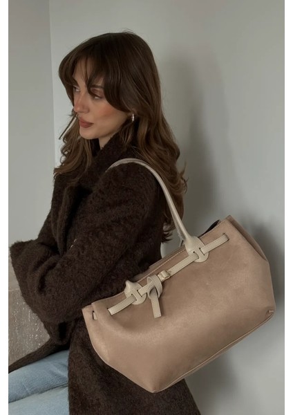 Ivy El ve Omuz Çantası fiyatları