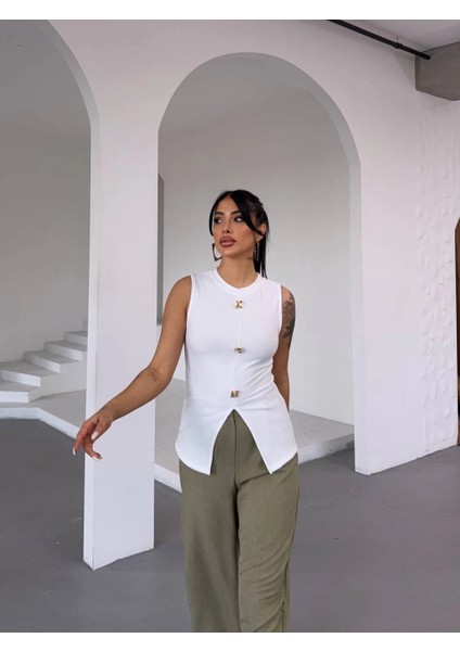 Kadın Beyaz Bisiklet Yaka Gold Düğmeli Ottoman Bluz S2310 fiyatları