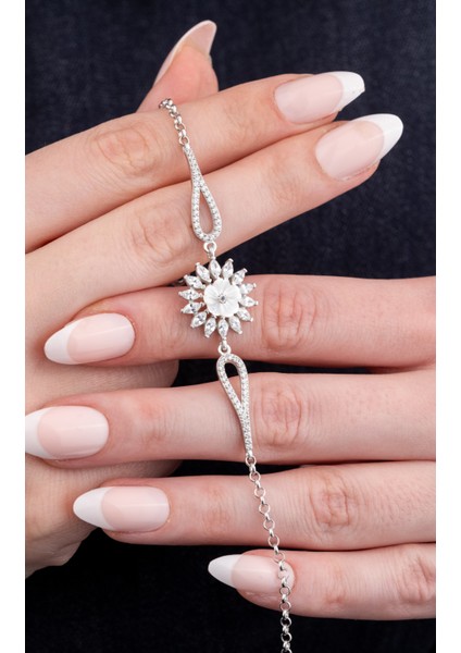 925 Ayar Gümüş Rodyumlu Zirkon Sedef Taşlı Bileklik modelleri