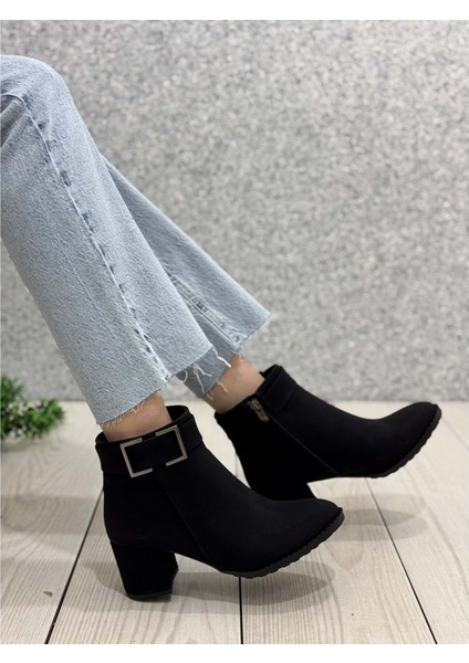 Feles Tokalı Klasik Kadın Bot modelleri