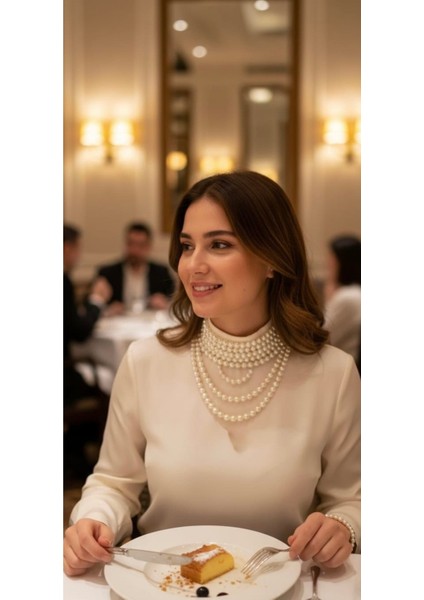 Demet Çoklu Inci Kolye