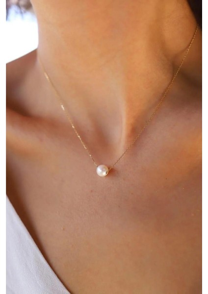 Gold Zıncır Incı Detaylı Kolye