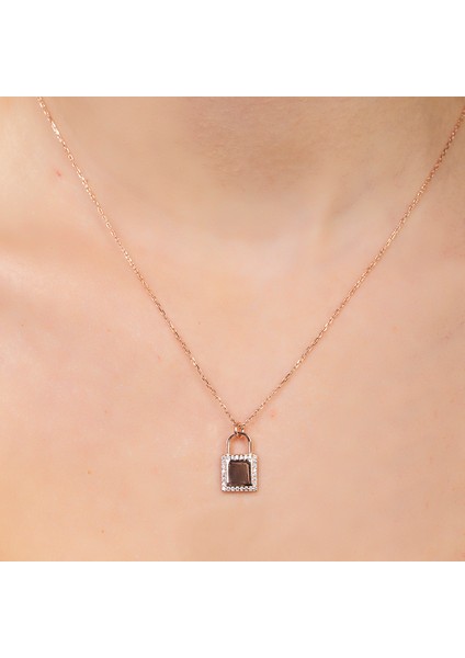 Zirkon Taşlı Kilit Tasarım Rose Renk Isme Özel Harf Yazılı 925 Ayar Gümüş Kadın Kolye fırsatları