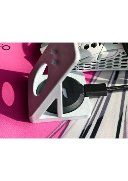 Universal Gaming Mouse Standı / Display Tutucu - Kişiselleştirilebilir Renk Masa Düzenleme Aksesuarı fiyatları