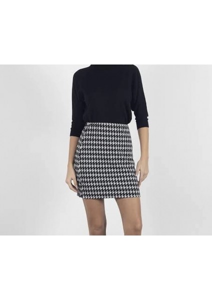 Nrtmsa Kazaayağı Likralı Mini Etek Siyahbeyaz Renkli (Beden: 38)